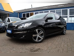 Peugeot 308 - Station 1.2i "Style" Clima - Cruise - Pano-dak 130 Pk