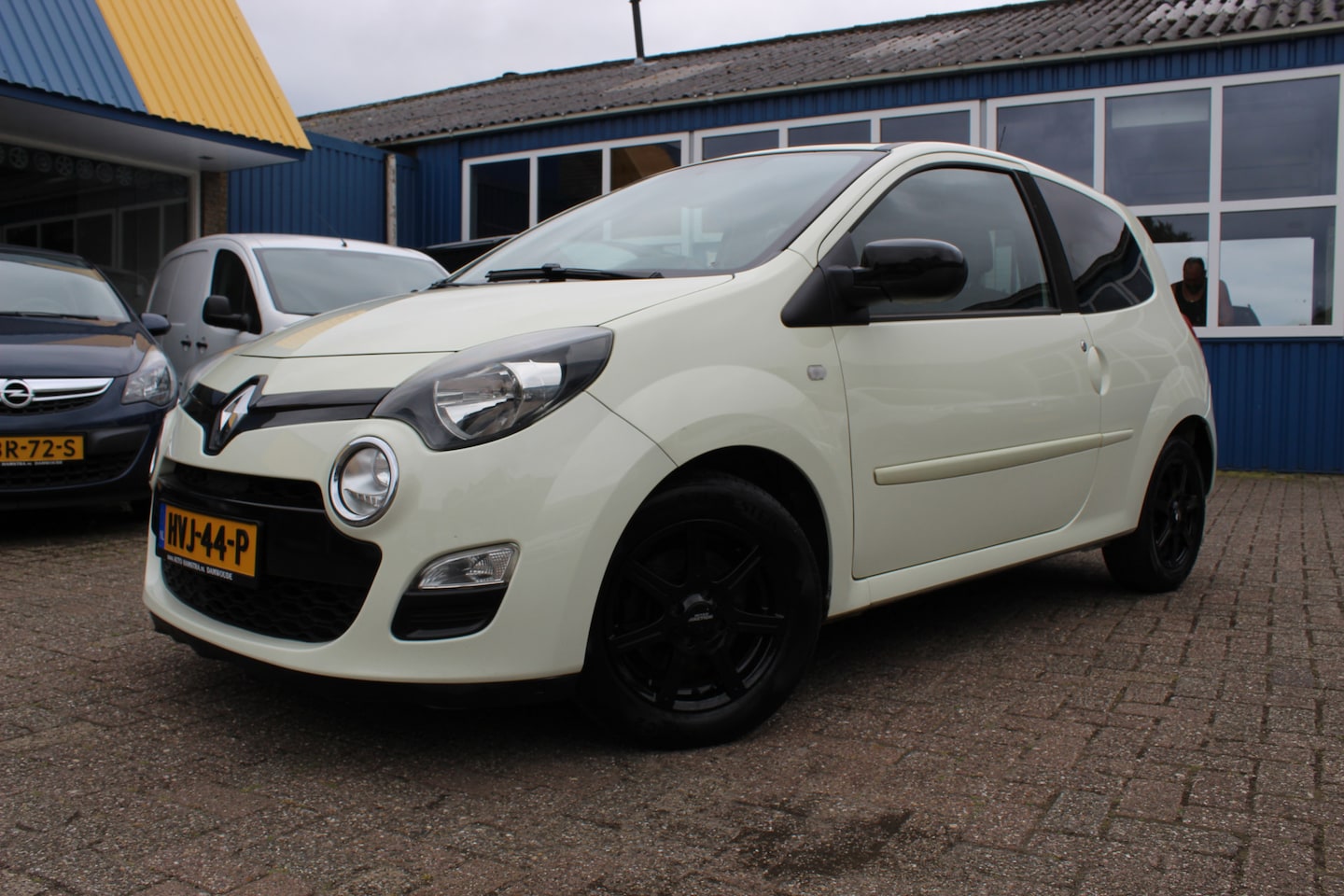 Renault Twingo - 1.2-16V "Dynamique" Airco - Pano - Automaat !!! - AutoWereld.nl