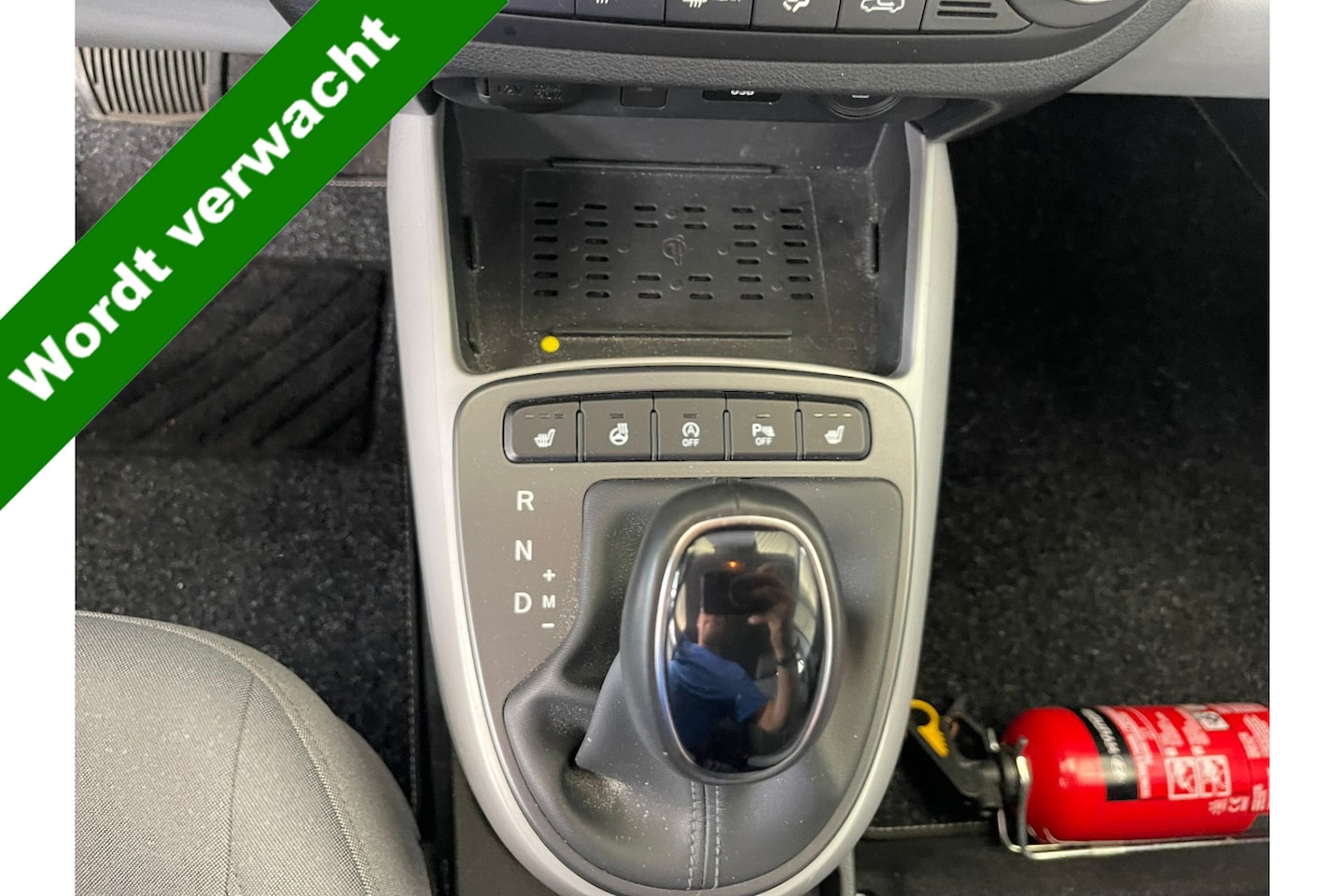 Hyundai i10 - 1.0 Automaat Clima-Cruise-Camera-Navi 13.000 Km !! - AutoWereld.nl