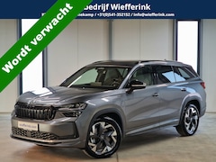 Skoda Kodiaq - 1.5 TSI PHEV Sportline Business 204pk | Panodak | Trekhaak | 360 camera | Light & View | D