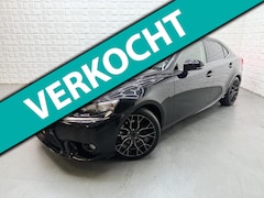 Lexus IS - 300h Edition LEER KEYLESS PDC NAVI NAP