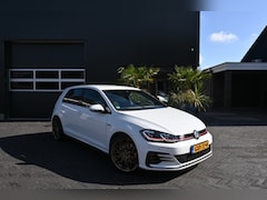 Volkswagen Golf - 2.0 TSI GTI Perf