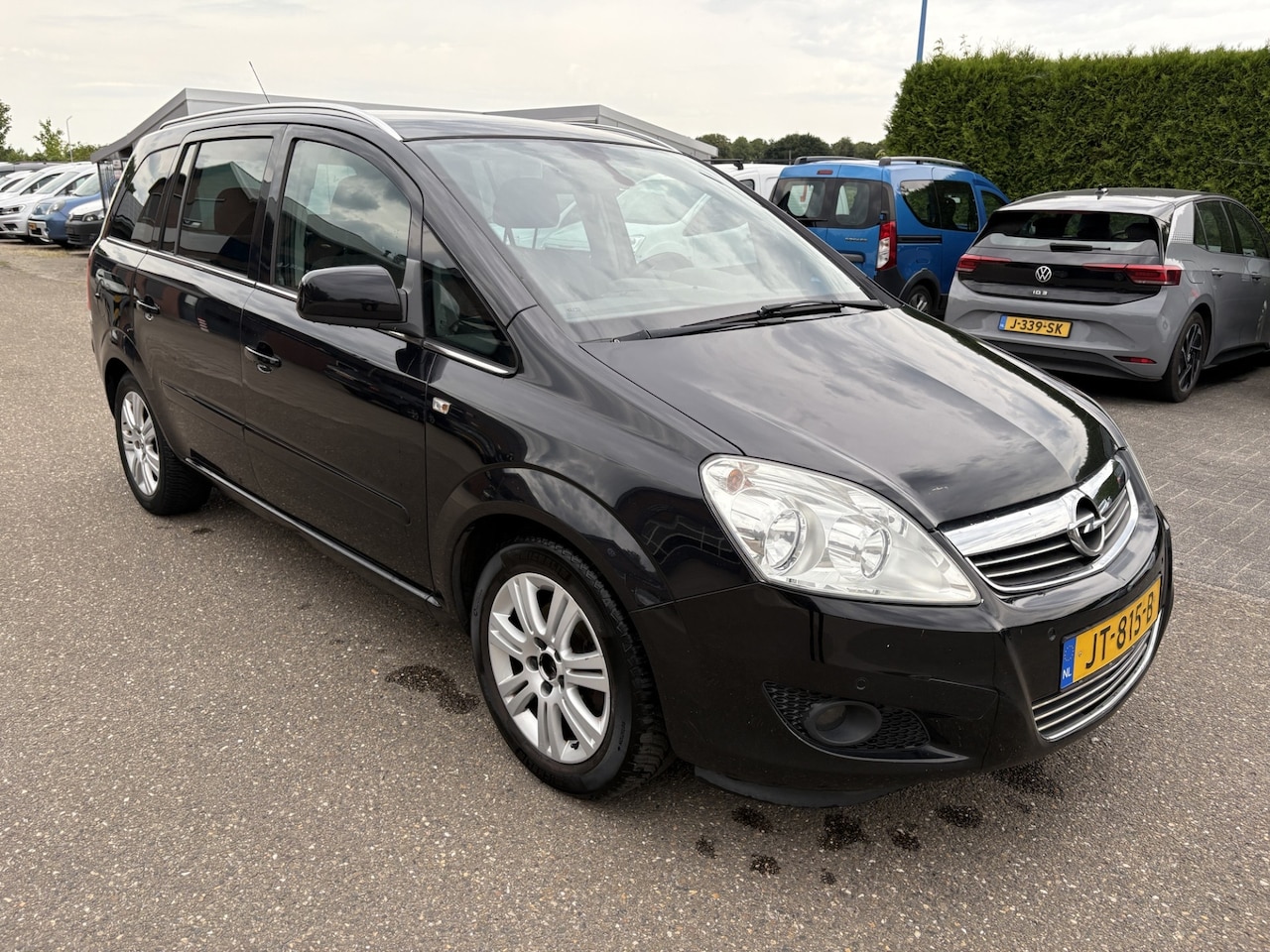 Opel Zafira - 1.6 Executive LICHTE BESCHADIGINGEN (Airco, Navigatie 7 persoons.) RIJKLAARPRIJS! - AutoWereld.nl