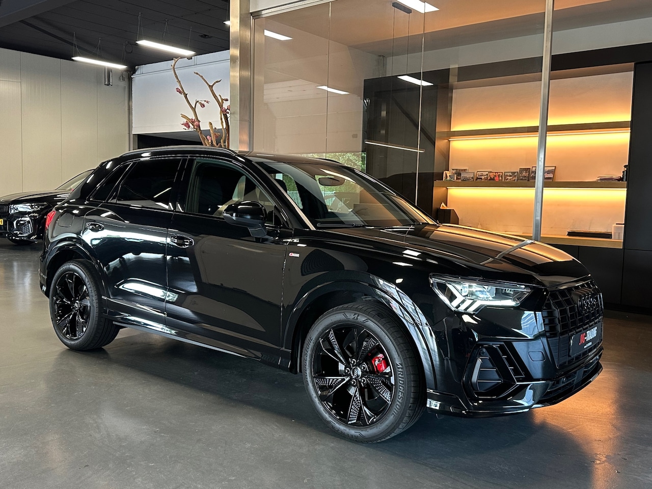 Audi Q3 - 35 TFSI S Line Camera Black-Pack 1 jaar garantie - AutoWereld.nl