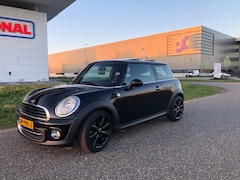 MINI Cooper - Met panorama dak