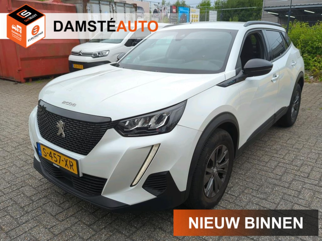 Peugeot 2008 - 1.2 PureTech Style | Camera | Navigatie - AutoWereld.nl