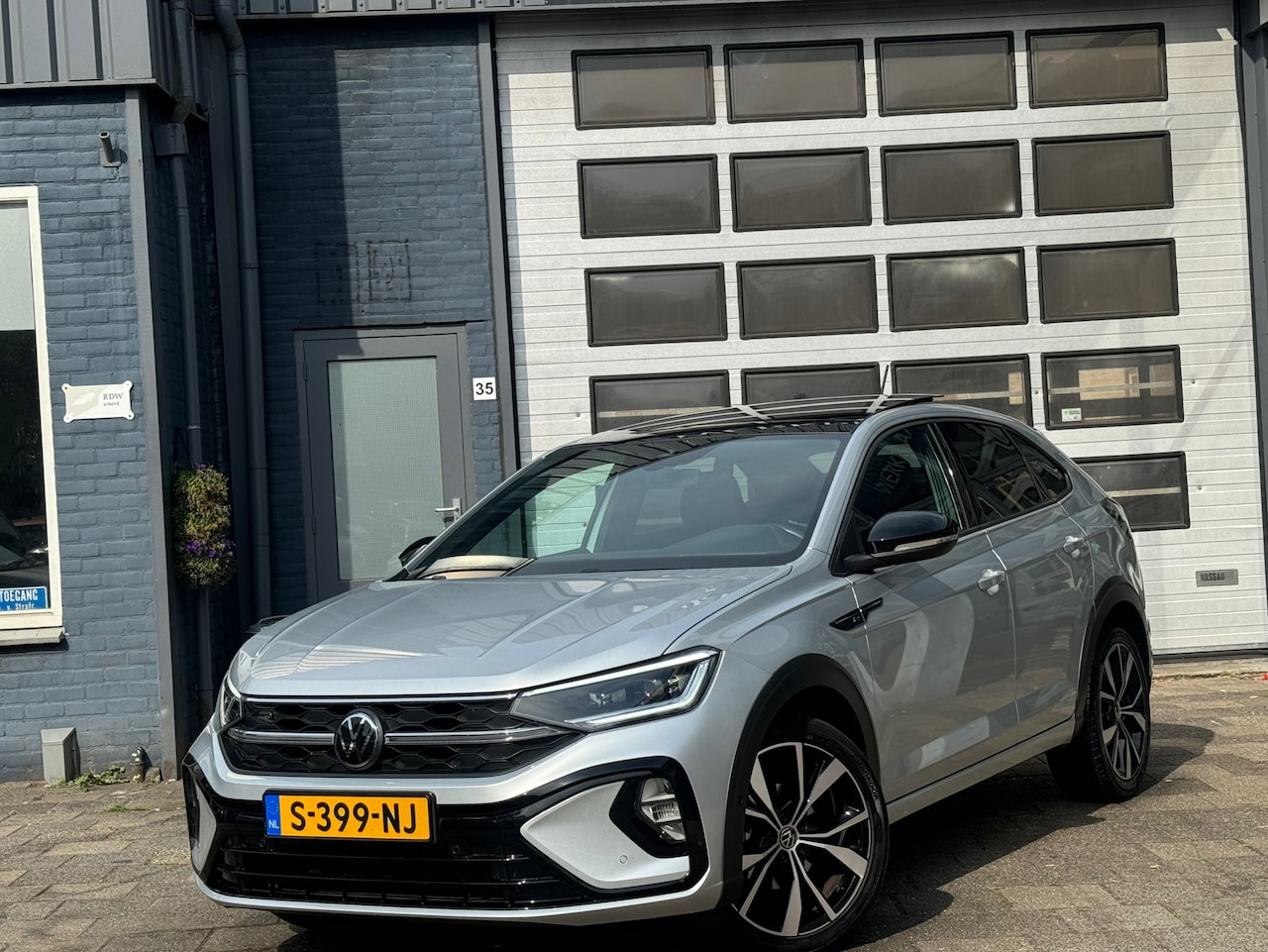 Volkswagen Taigo - 1.0 TSI R-Line Business | Clima | Camera | Pano | DSG - AutoWereld.nl