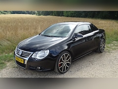 Volkswagen Eos - 2.0 TSI Highline 200pk DSG 19LM Climate PDC Standkachel Lederen Bekleding