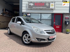 Opel Corsa - 1.4-16V Enjoy Silver 5 deurs airco Trekhaak