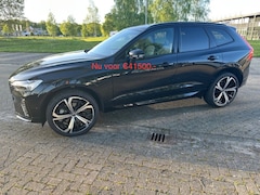 Volvo XC60 - 2.0 Recharge T8 AWD R-Design Pano /Trekhaak /21" velgen banden