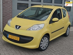 Peugeot 107 - 1.0-12V XR 2006 Airco