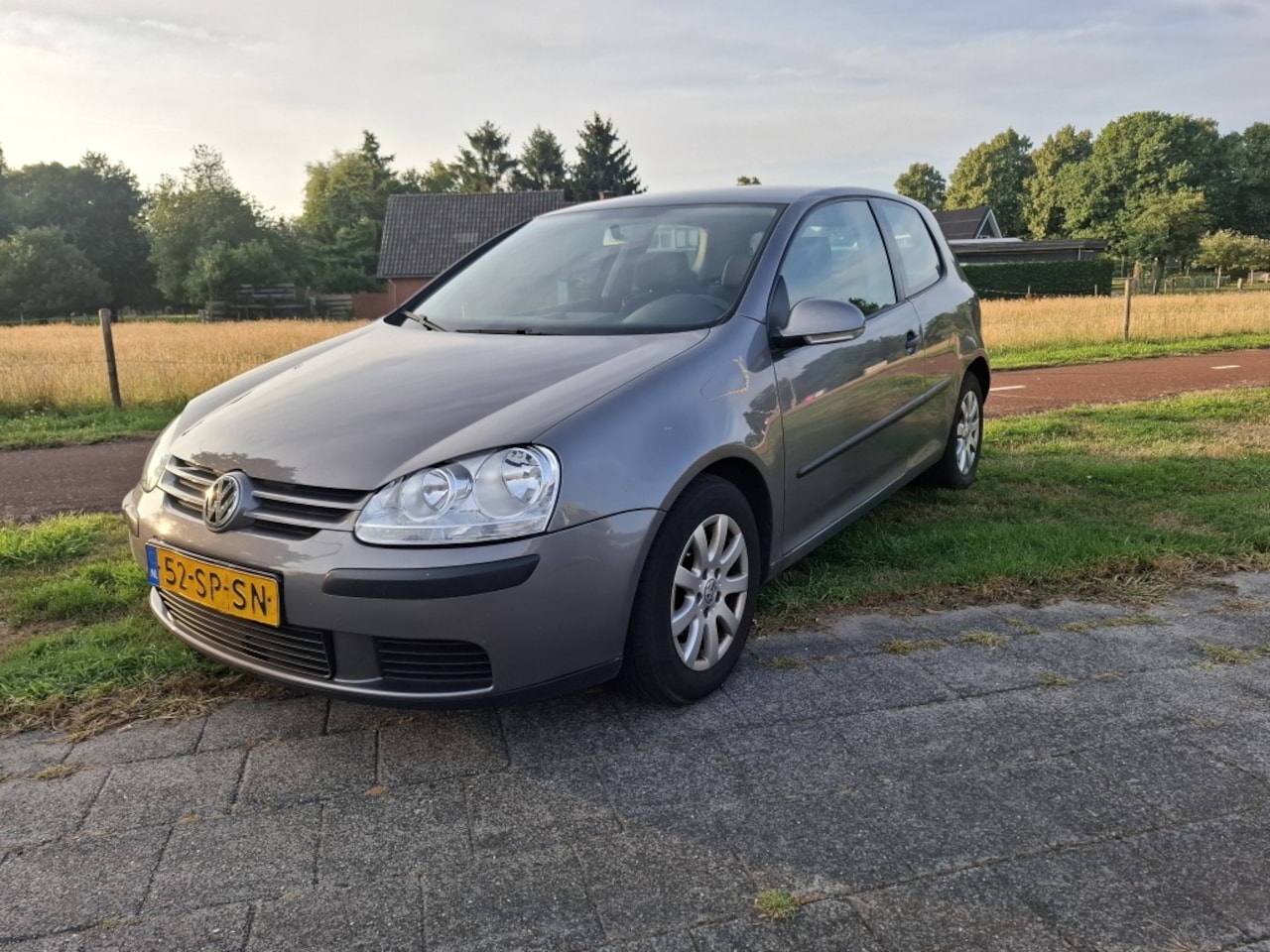 Volkswagen Golf - 1.6 FSI Comfortline 1.6 FSI Comfortline - AutoWereld.nl