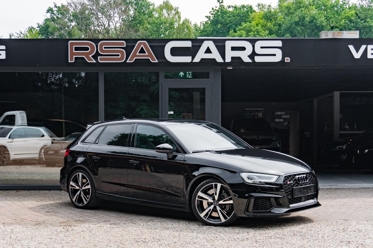 Audi A3 Sportback - 2.5 TFSI RS 3 quattro / Pano / Keyless / 600PK / - AutoWereld.nl