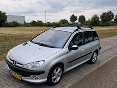 Peugeot 206 SW - 1.6-16V XS-line