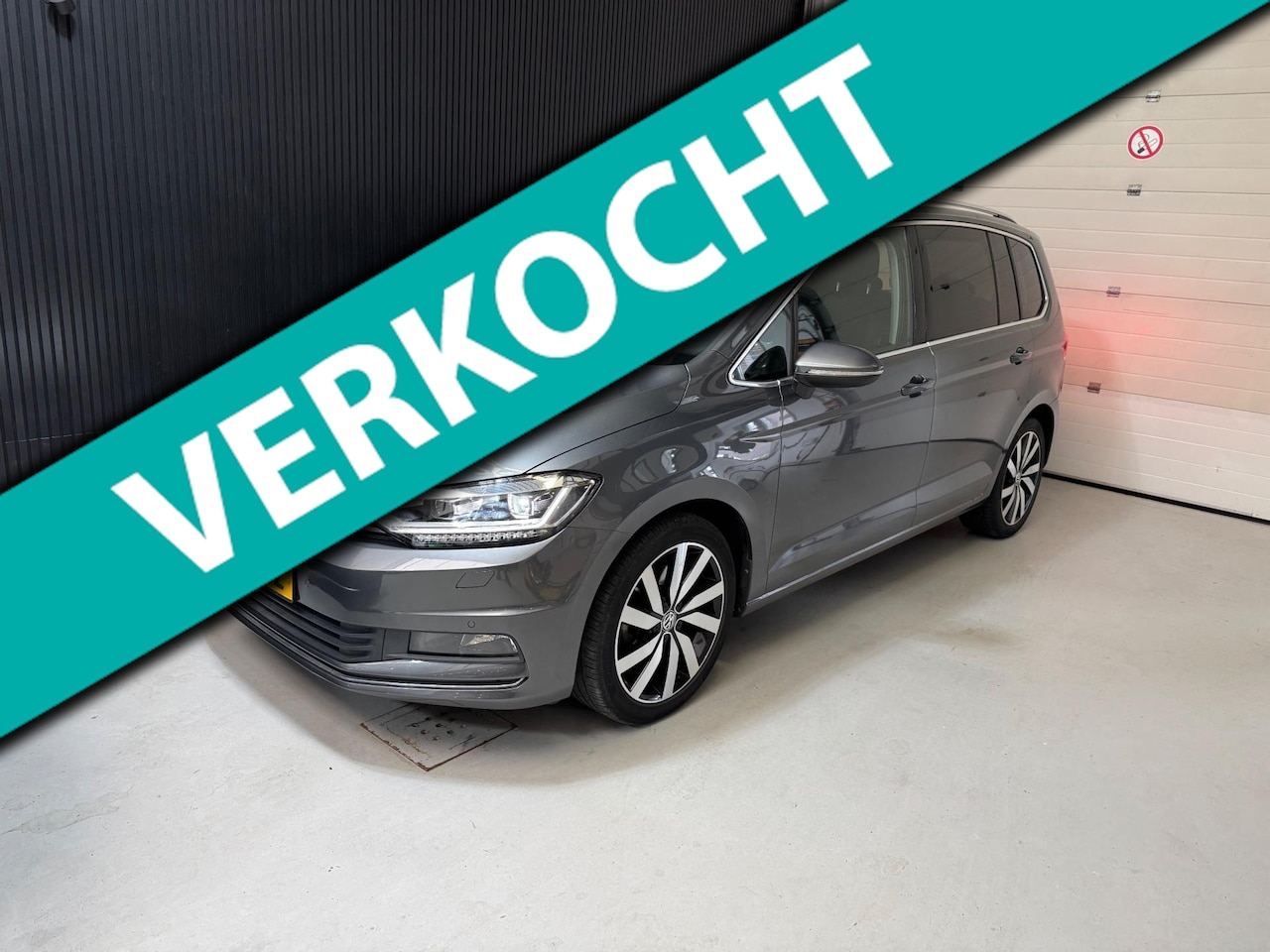 Volkswagen Touran - 1.4 TSI Highline Edition R automaat - AutoWereld.nl