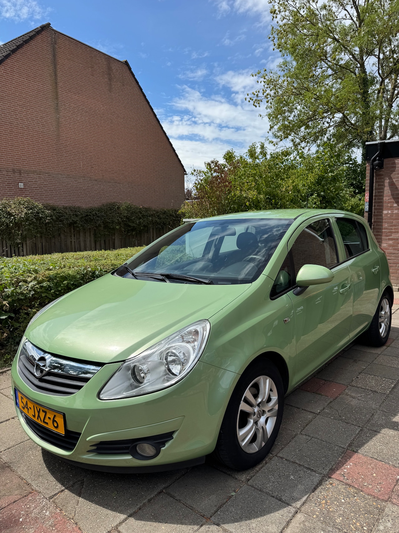 Opel Corsa - 1.4-16V Enjoy - AutoWereld.nl