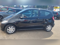 Mercedes-Benz A-klasse - 150 Classic zeer goed onderhouden auto , Airco , getint glas, nwe apk , abs, airbags, nwe
