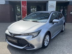 Toyota Corolla Touring Sports - Hybrid 140 DYNAMIC STOEL/STUURVERW PARK-SENSOREN EL-ACHTERKLEP NAVI KEYLESS CAMERA CLIMA A