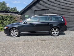 Volvo V70 - 2.5T Summum