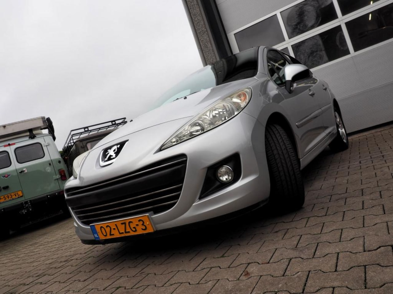 Peugeot 207 - XS 1.6 VTi CLIMA CRUISE PARKEER S. 5 DEURS