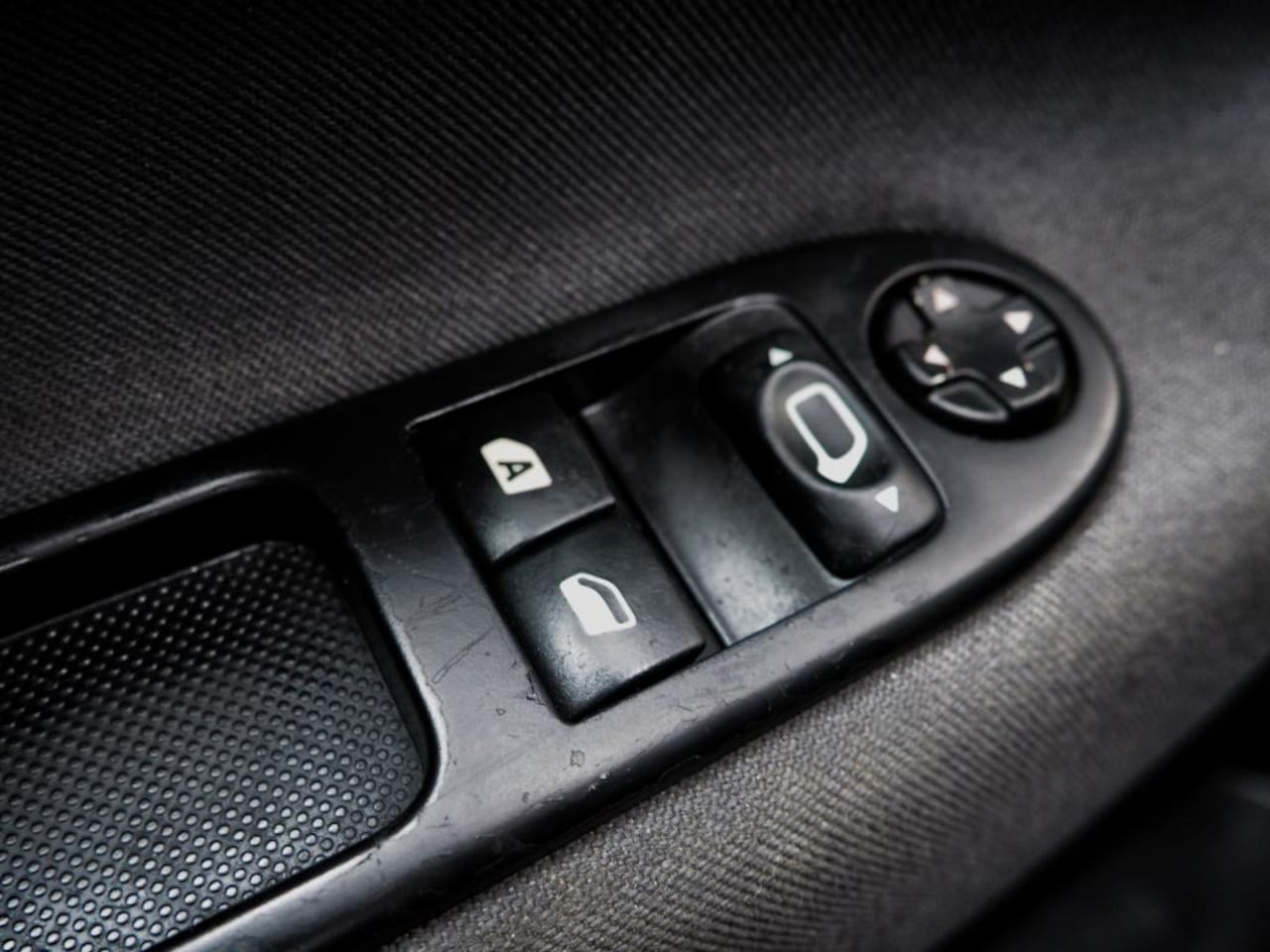 Peugeot 207 - XS 1.6 VTi CLIMA CRUISE PARKEER S. 5 DEURS