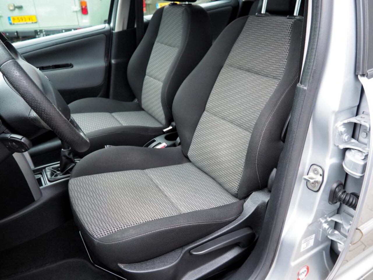 Peugeot 207 - XS 1.6 VTi CLIMA CRUISE PARKEER S. 5 DEURS