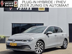 Volkswagen Golf - 1.4 eHybrid Style Plug-in Hybrid CARPLAY PDC NAV