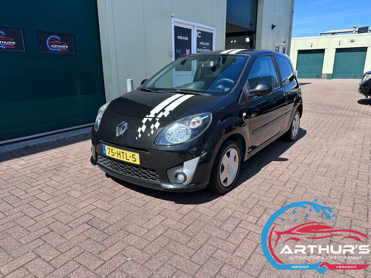 Renault Twingo - 1.2 Auto word geleverd met nieuwe APK - AutoWereld.nl