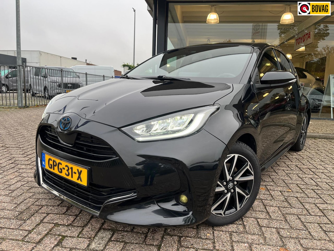 Toyota Yaris - 1.5 Hybrid Dynamic|Panoramadak|GR pakket - AutoWereld.nl