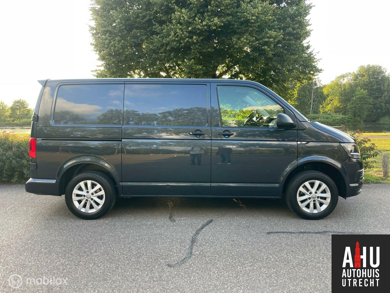 Volkswagen Transporter - 2.0 TDI L1H1 2.0 TDI L1H1 - AutoWereld.nl