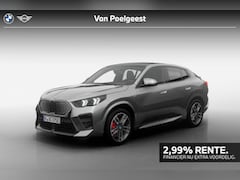 BMW iX2 - eDrive20 M Sport Edition | M Sport Pro | Innovation Pack | Trekhaak | Glazen Panoramadak |