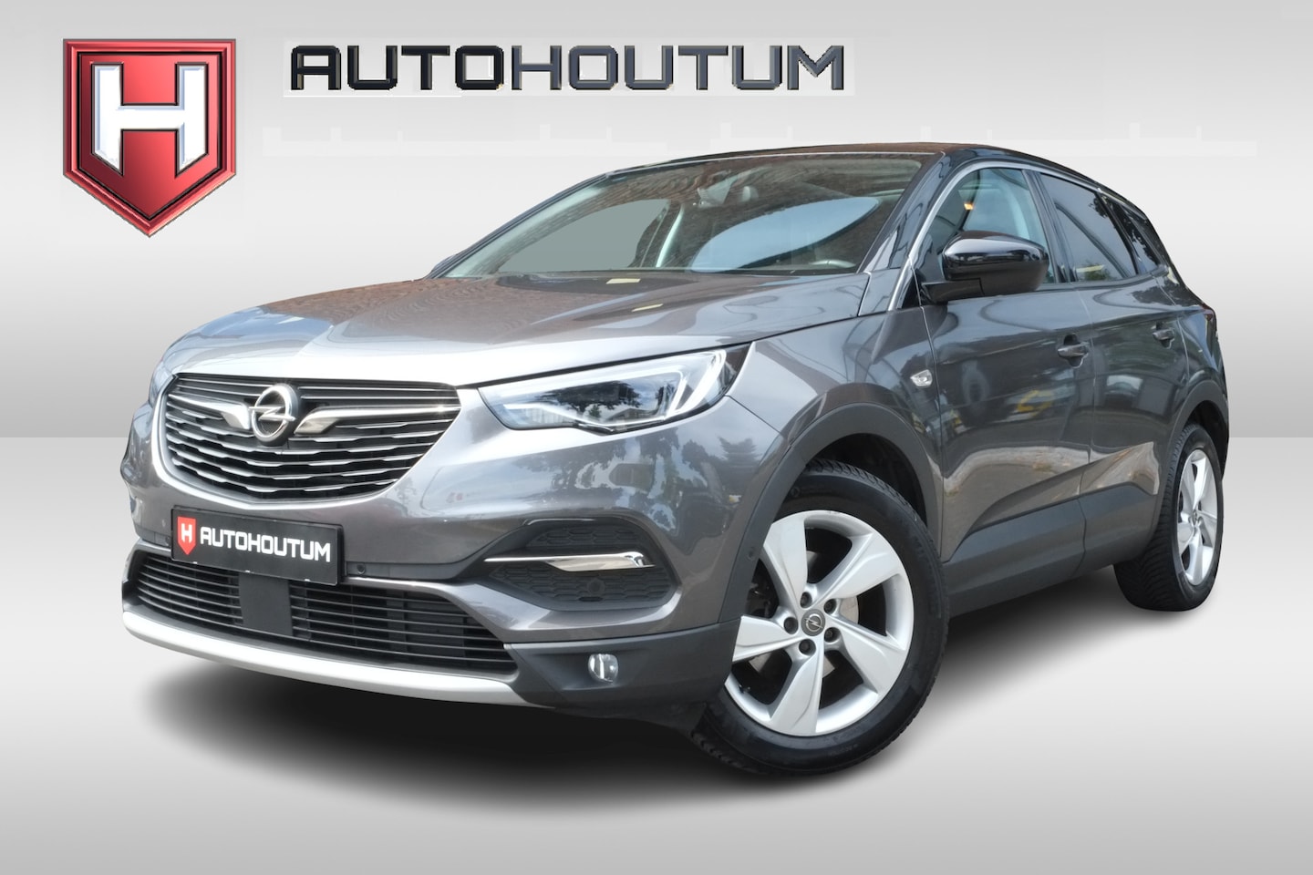 Opel Grandland X - 1.2 Turbo Ultimate Panoramadak, Achteruitrijcamera - AutoWereld.nl