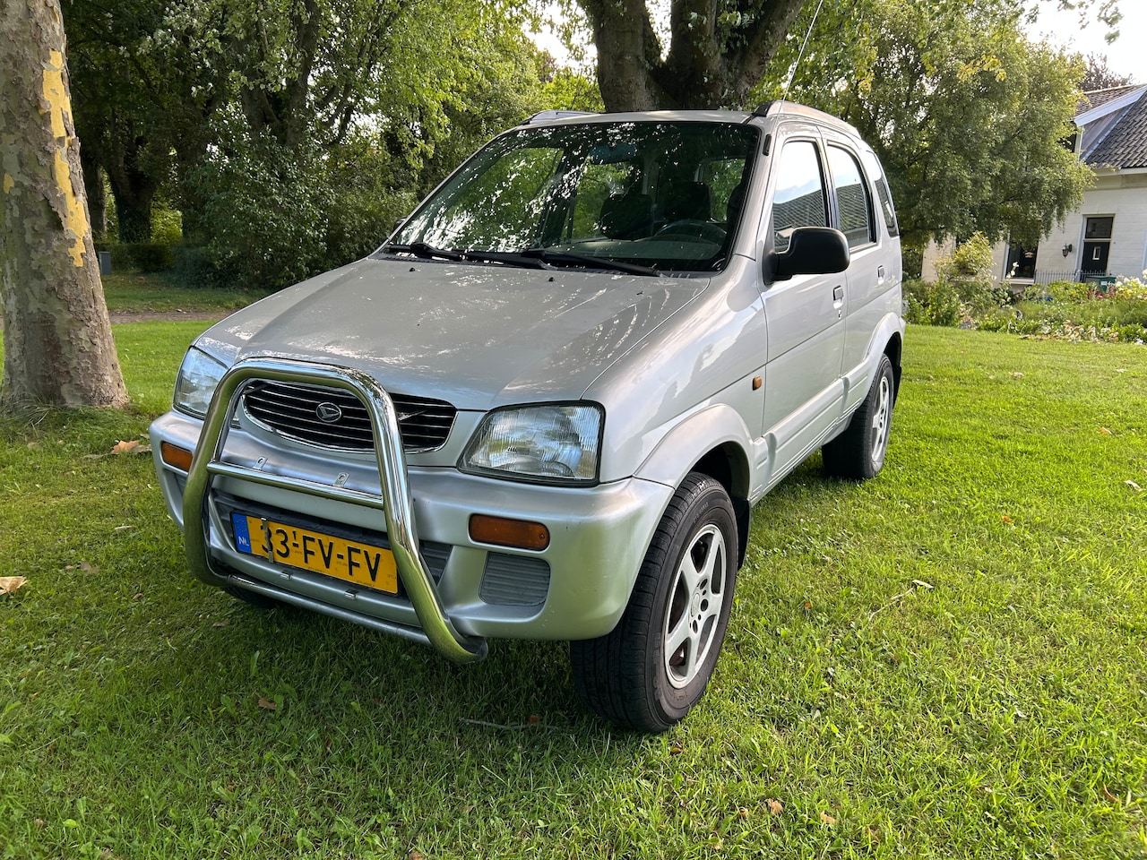 Daihatsu Terios - 1.3 SX Leuke Terios, recent groot onderhoud gehad en nieuwe APK keuring € 2.250,- - AutoWereld.nl