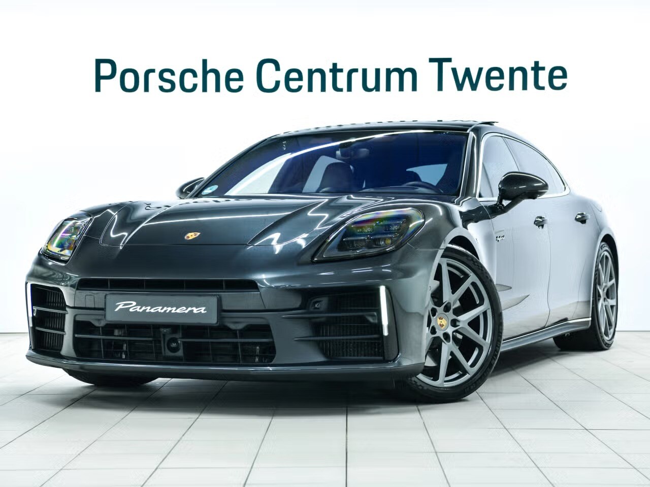 Porsche Panamera - 4 E-Hybrid Executive - AutoWereld.nl