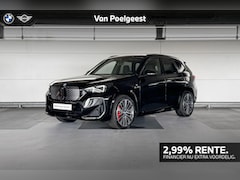 BMW iX1 - eDrive20 67 kWh | Glazen panoramadak | Stuurwielrand verwarmd
