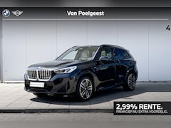 BMW iX1 - xDrive30 M-Sport Glazen Schuifdak / Harman Kardon / 19 Inch / Stoelverwarming