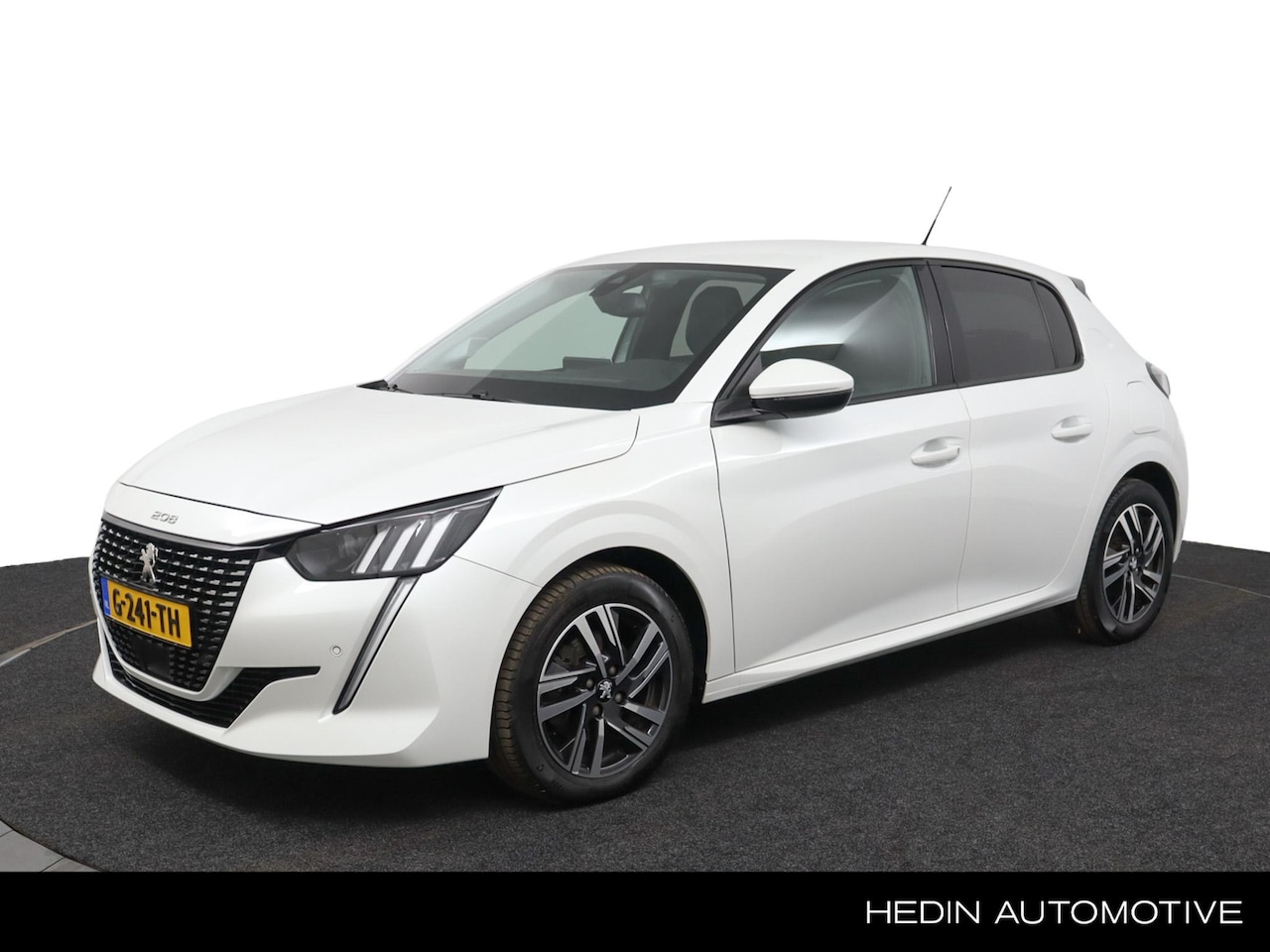 Peugeot 208 - 1.2 Allure 100 pk | Navigatie | Climate Controle | Cruise Controle |  Privacy Glass | Keyl - AutoWereld.nl