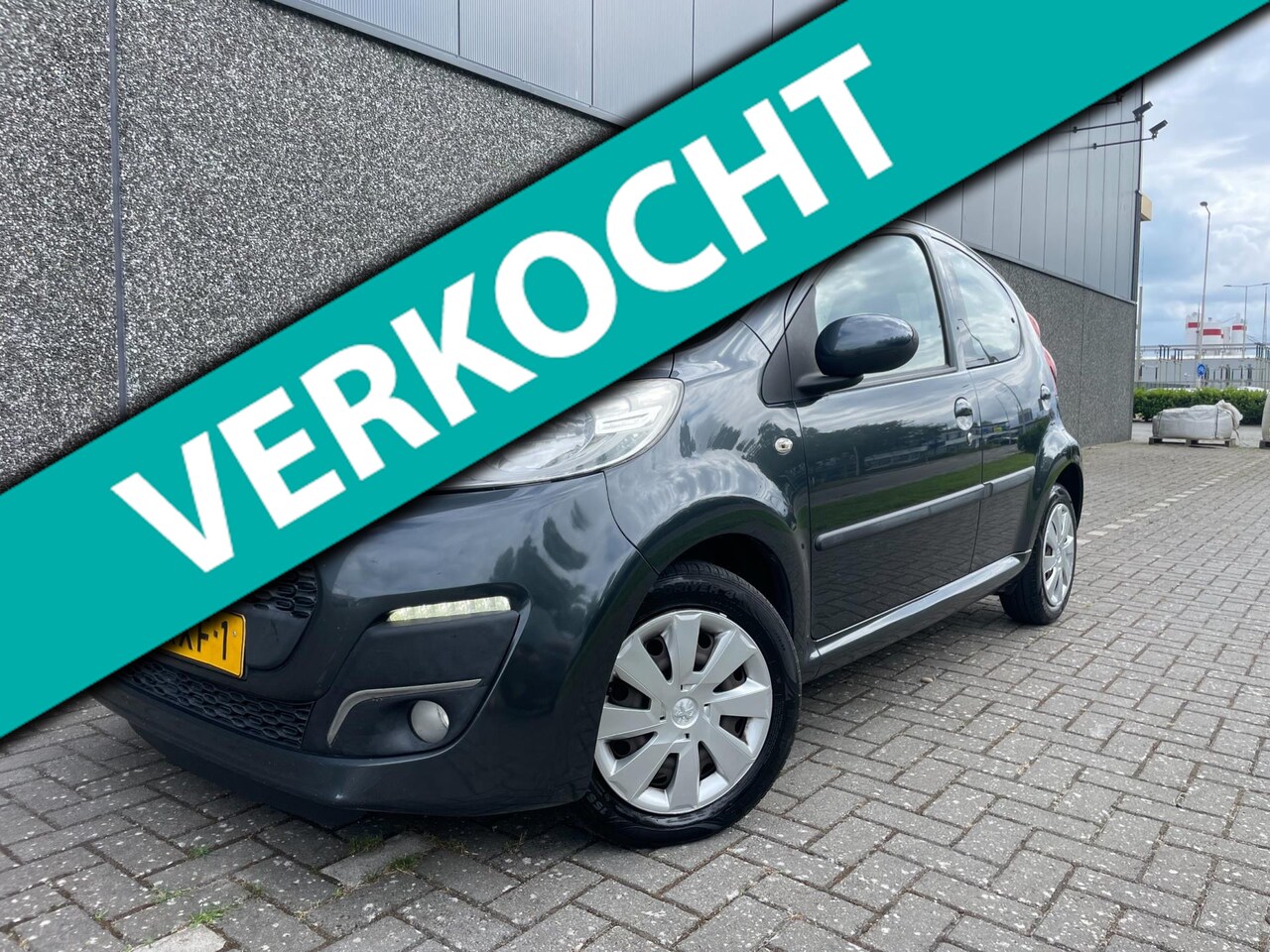 Peugeot 107 - 1.0 Active/Nieuwe APK en beurt/AIRCO/LED - AutoWereld.nl