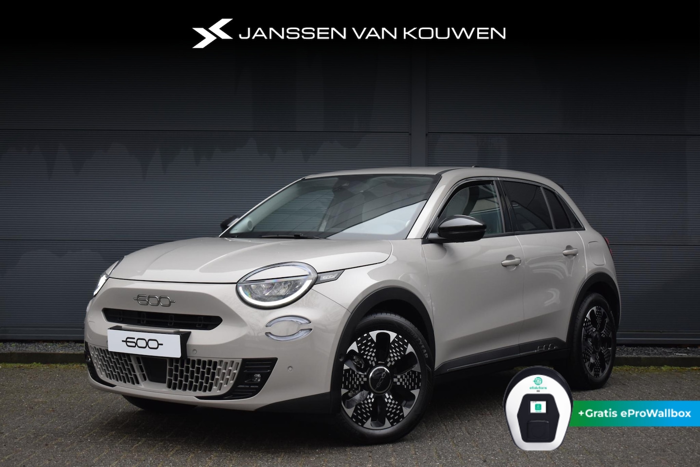 Fiat 600e - La Prima 54 kWh Demo voordeel - AutoWereld.nl