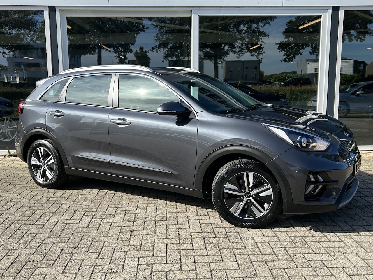 Kia Niro - 1.6 GDi Hybrid DynamicLine 50% deal 8.475,- ACTIE Trekhaak / Camera / Clima / Cruise - AutoWereld.nl