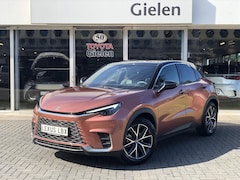 Lexus LBX - 1.5 Hybrid Emotion Tech Pack Bi Tone | Leer, Elektrische achterklep, Stoel + Stuurverwarmi