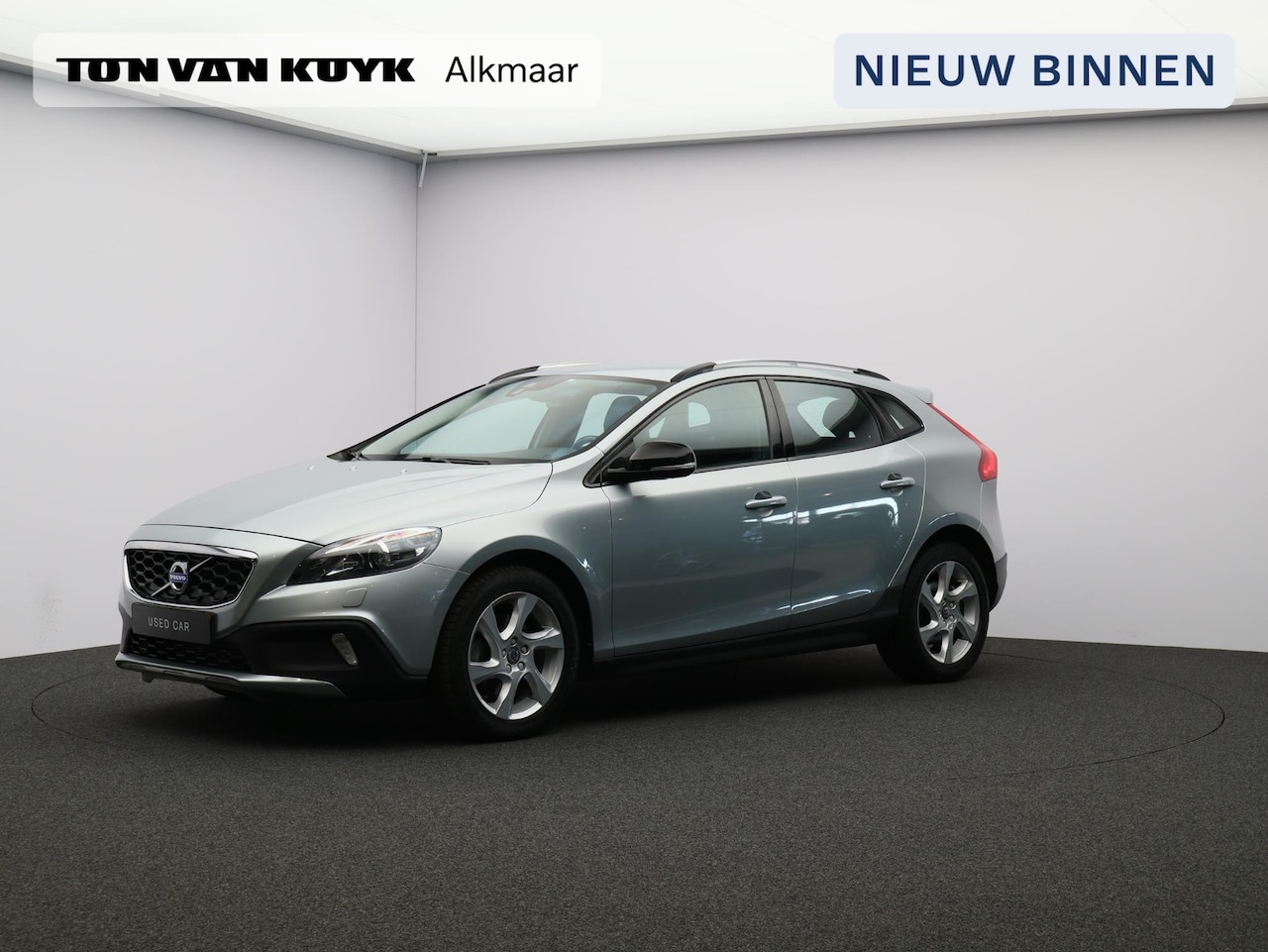 Volvo V40 Cross Country - T4 Automaat Summum / Trekhaak / Leder / Elektr. bed. stoel / Stoelverwarming - AutoWereld.nl