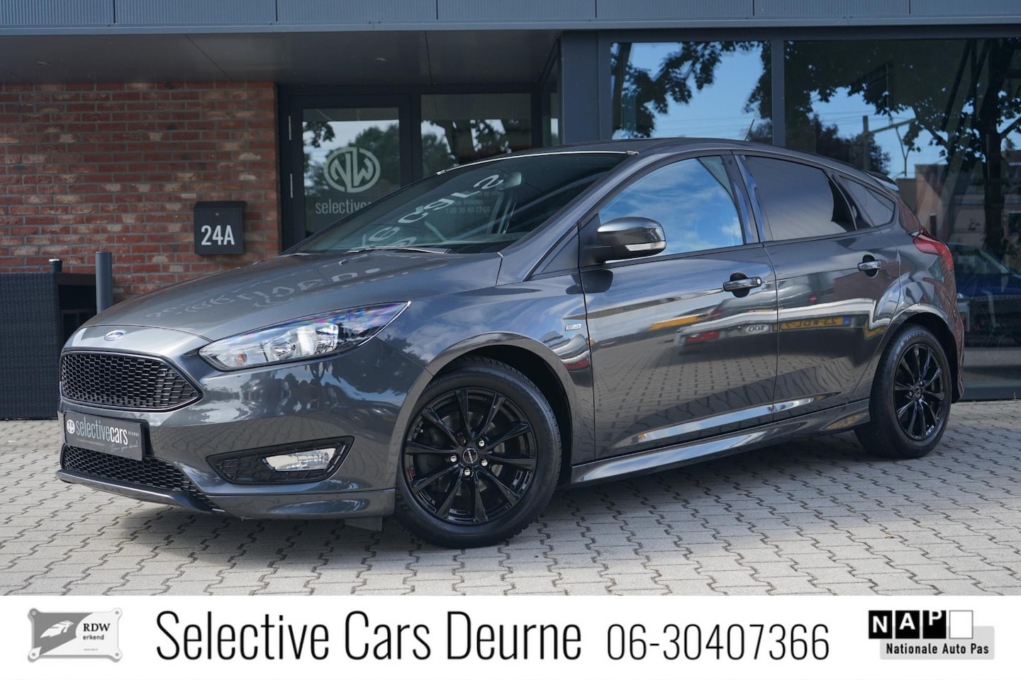 Ford Focus - 1.0 ST-Line 1.0 ST-Line , Camera, AppleCarplay, PDC, Cruise, 140Pk, Nieuwe APK. - AutoWereld.nl