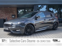 Ford Focus - 1.0 ST-Line , Camera, AppleCarplay, PDC, Cruise, 140Pk, Nieuwe APK