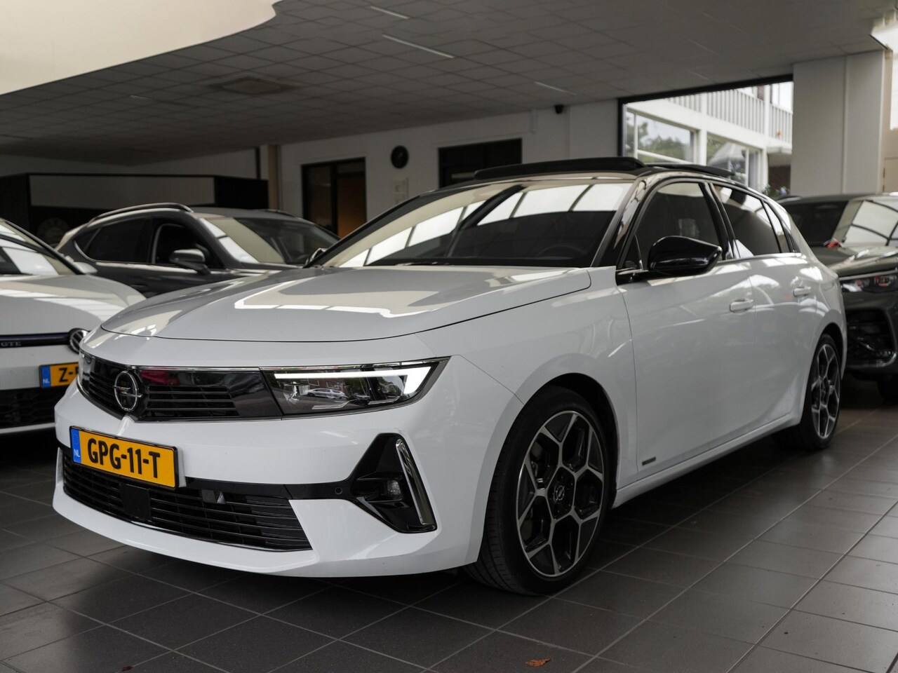 Opel Astra - 1.6 Turbo Hybrid Ultimate | PANO | SFEER | 360° CAMERA | KEYLESS | VIRTUAL - AutoWereld.nl