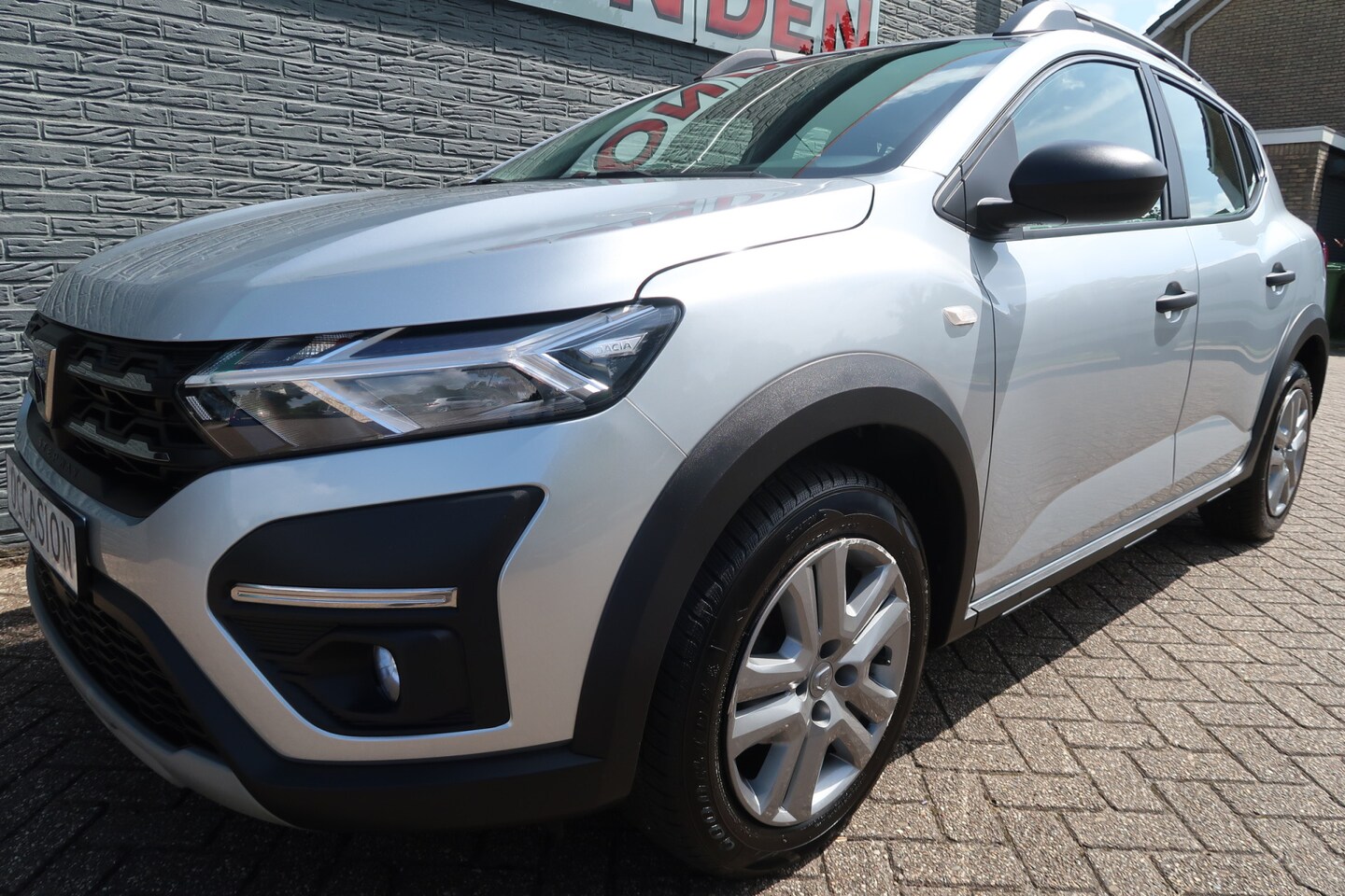 Dacia Sandero - 1.0 TCe 90 Expression Eerste eigenaar - AutoWereld.nl