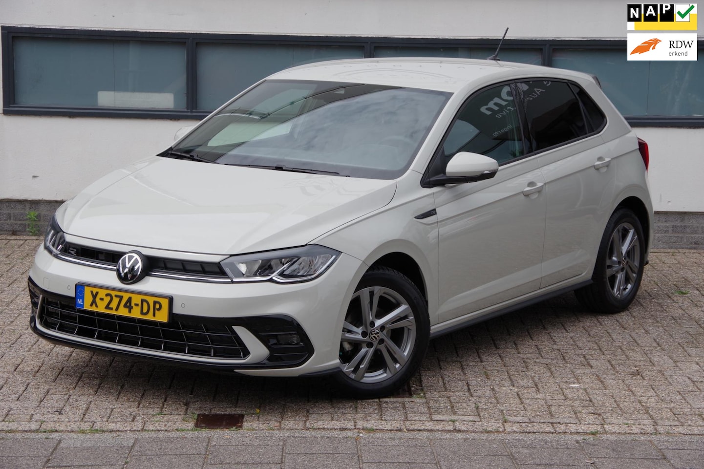 Volkswagen Polo - 1.0 TSI R-Line /NL Auto/Virtual cockpit/Navi/Carplay/ - AutoWereld.nl