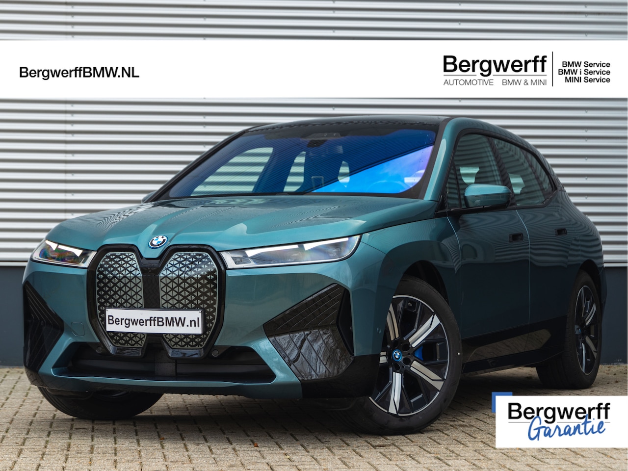 BMW iX - xDrive40 - Sportpakket - Pano - Harman Kardon - Stoelventilatie - Driving Ass Prof - AutoWereld.nl