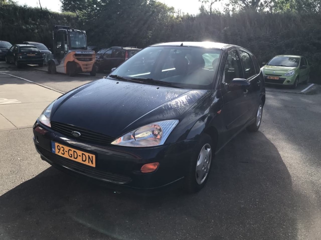 Ford Focus - 1.6-16V Ambiente 1.6-16V Ambiente - AutoWereld.nl