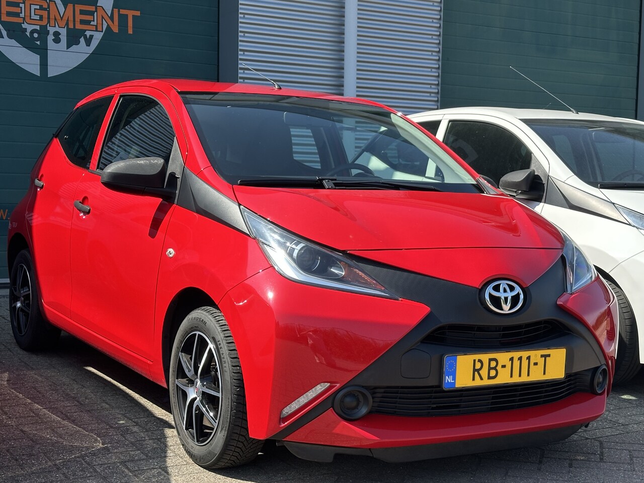 Toyota Aygo - 1.0 VVT-i x-fun / Airco / NAP / Carplay / onderhoudshistorie - AutoWereld.nl